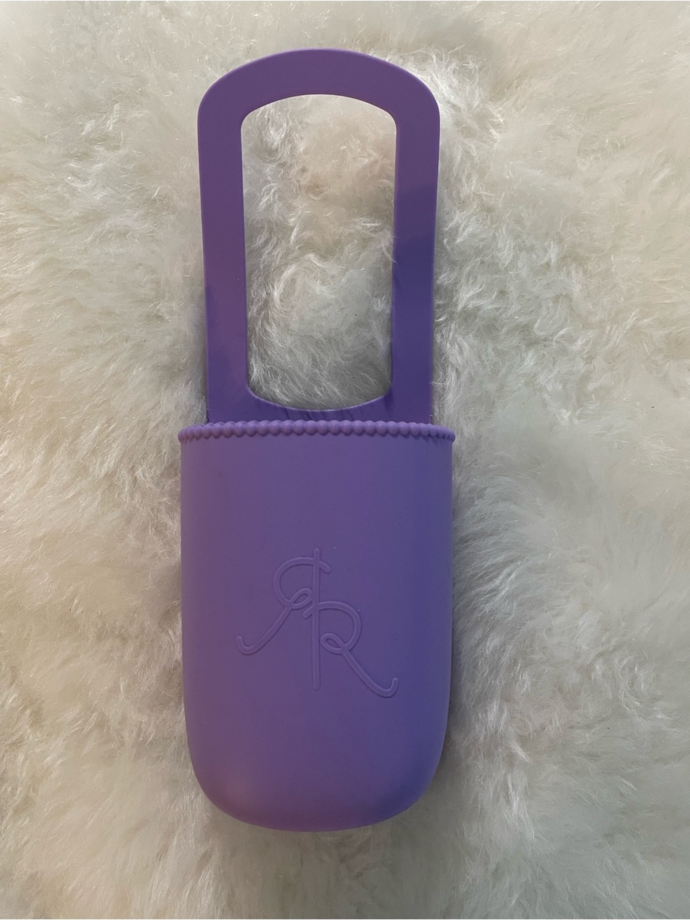 ⭐️ Ryan & Rose Cutie Holder ⭐️